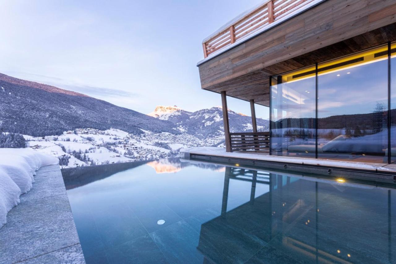 Hotel Niblea Dolomites Ortisei Exterior foto