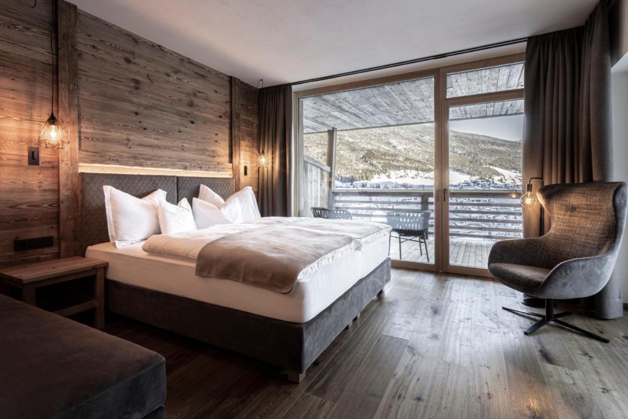Hotel Niblea Dolomites Ortisei Exterior foto