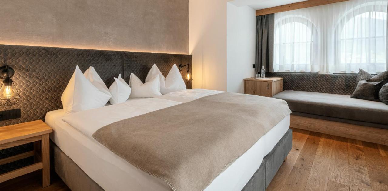 Hotel Niblea Dolomites Ortisei Exterior foto